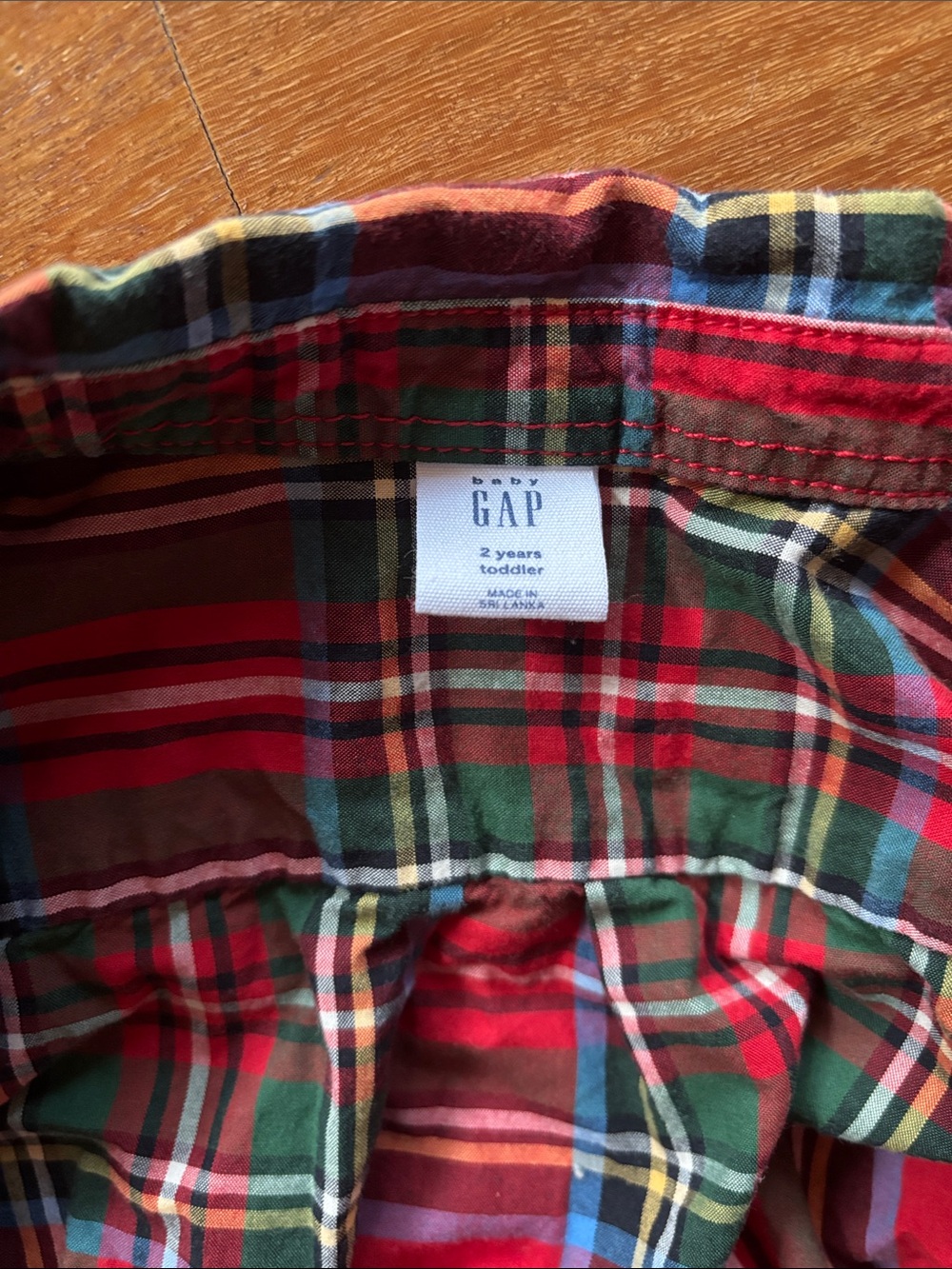 NWOT Gap Tartan button down - Picture 4 of 4